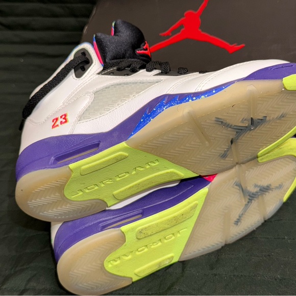 Nike Air Jordan 5 Retro 'Alternate Bel-Air' sneaker - Picture 4 of 11